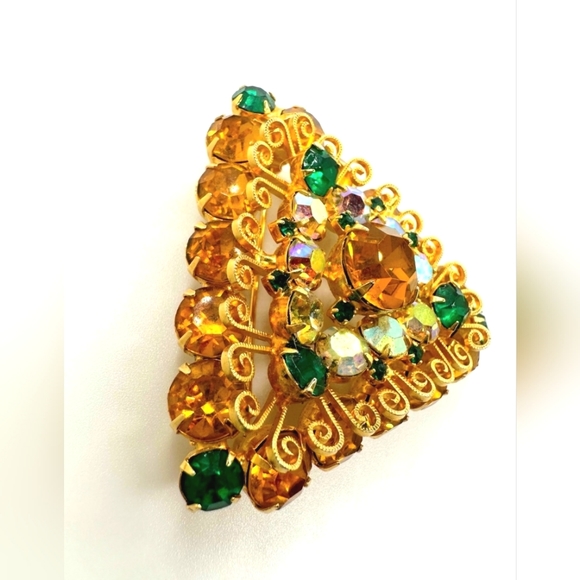 Glamorous Sparkling Hattie Carnegie Amber Emerald & AB Rhinestone Layered Brooch - Picture 2 of 3